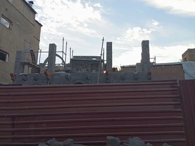 Sur&rsquo;da siyah taş geleneği yeniden y&uuml;kseliyor
