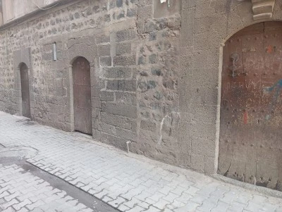 Sur içindeki kapılar, geçmişin toplumsal kültürünü yansıtıyor