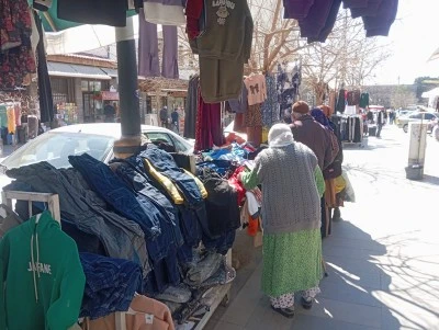 Sur il&ccedil;esi bayram &ouml;ncesi hareketlendi
