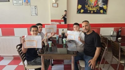 Takdir Belgesini Alan &Ouml;ğrencilere &Ccedil;iğk&ouml;fte S&uuml;rprizi