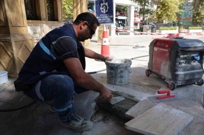 Tarihi camide onarım çalışması