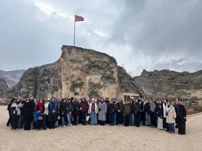 Tarihi il&ccedil;ede gen&ccedil;lik r&uuml;zgarı esti