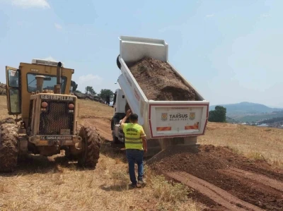 Tarsus&rsquo;ta kırsal mahallelerin yolları yenileniyor