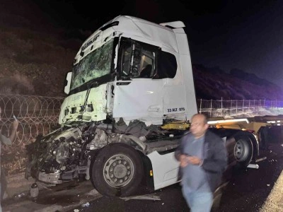 Tarsus&rsquo;ta zincirleme kaza: 1 yaralı