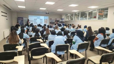 Tavşanlı’da 92 kadın işçiye dijital bağımlılık ve siber zorbalık konularında eğitim