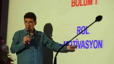 Tavşanlı’da YKS’ye hazırlanan öğrencilere motivasyon semineri