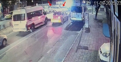 Yolun karşısına geçen otomobile ceza gecikmedi