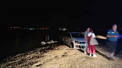 Tekne gezisi faciaya dönüştü: Genç adam gölde kayboldu