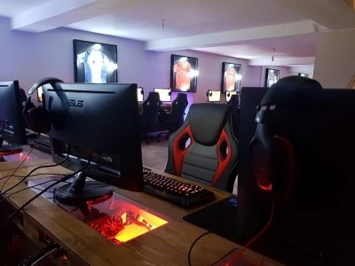 Teknoloji &Ccedil;ocukları Uzaklaştırmak Değil, Bilin&ccedil;li Kullanımı &Ouml;ğretmek Gerekiyor