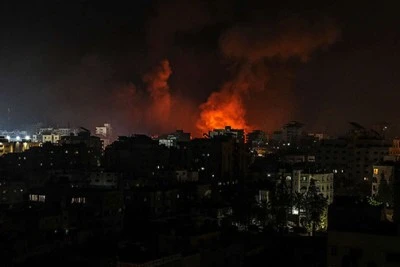 Tel Aviv semalarında füze alarmı