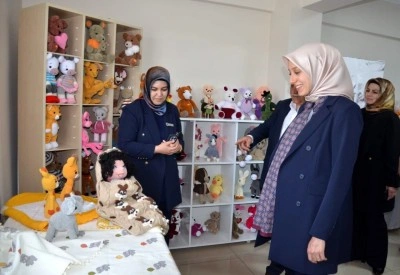 Tercan’da el emeği göz nuru ürünlerden oluşan sergi açıldı