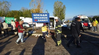 İşçi Servisleri Çarpıştı: 10 Yaralı