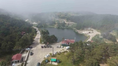 Bin 400 rakımdaki g&ouml;let ziyaret&ccedil;ilerini ağırlıyor