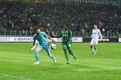 Trendyol 1. Lig: Sakaryaspor: 2 - MKE Ankaragücü: 2
