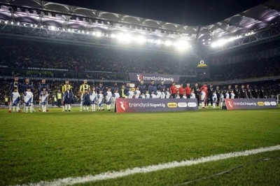 Trendyol Süper Lig: Fenerbahçe: 0 - Çaykur Rizespor: 2 (Maç devam ediyor)