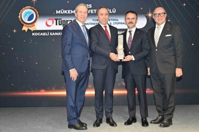 T&uuml;praş&rsquo;a Kocaeli Sanayi Odası&rsquo;ndan &lsquo;S&uuml;rd&uuml;r&uuml;lebilirlikte M&uuml;kemmeliyet&rsquo; &ouml;d&uuml;l&uuml;