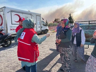 Türk Kızılay Vatandaşlara Destek Vermeye Devam Ediyor