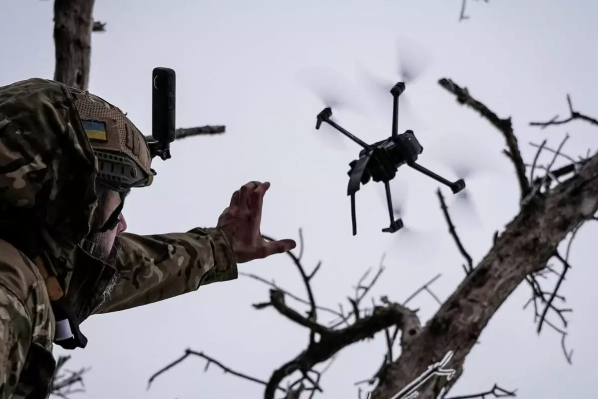 Ukrayna’nın İHA Saldırıları Rusya’yı Vurdu: 6 Kentte Uçuşlar İptal Edildi