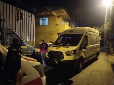 Ümraniye’de bir kadın silahla başından vurulmuş halde bulundu