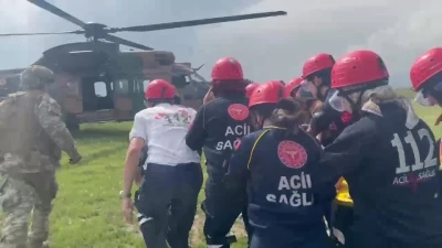 &Uuml;niversitelilerden &lsquo;Melek Filo&rsquo; ile nefes kesen tatbikat

