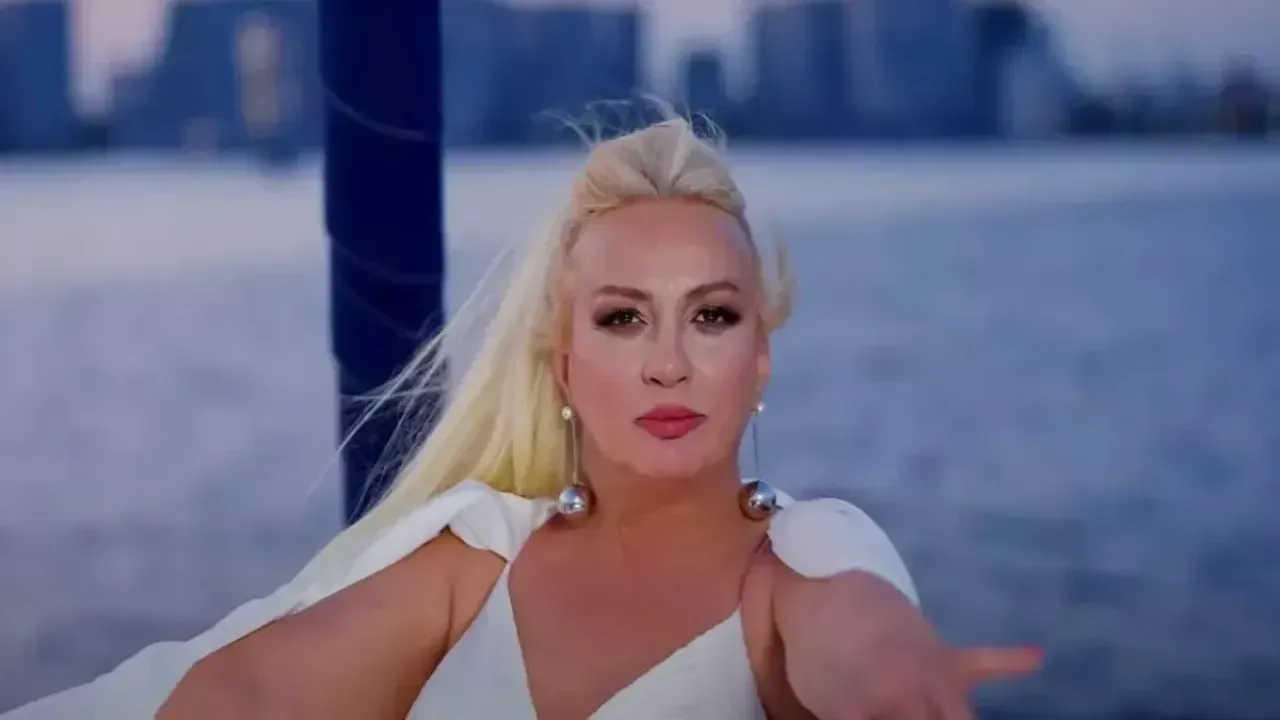 Ünlü Sanatçı Ayla Başar Hayatını Kaybetti