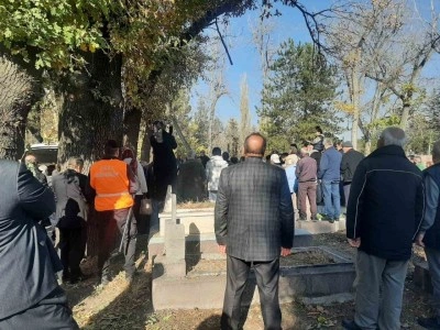 &Uuml;nl&uuml; şarkıcı Muazzez Abacı Ankara&rsquo;da defnedildi