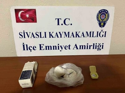Uşak&rsquo;ta &ccedil;ok sayıda uyuşturucu madde ele ge&ccedil;irildi