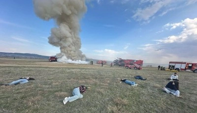 Uşak &Uuml;niversitesi Sivil Havacılık MYO, havalimanındaki kaza kırım ve yangın tatbikatına katıldı