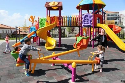 Uzmandan Ebeveynlere Uyarı: Oyun &Ccedil;ocuğun İşi, Gelişimin Anahtarı