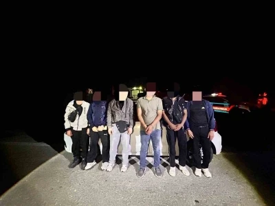 Uzunk&ouml;pr&uuml;&rsquo;de 5 d&uuml;zensiz g&ouml;&ccedil;men yakalandı