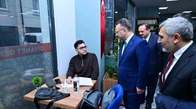 Vali Diyanet Aile ve Gen&ccedil;lik Merkezi&rsquo;nde incelemelerde bulundu