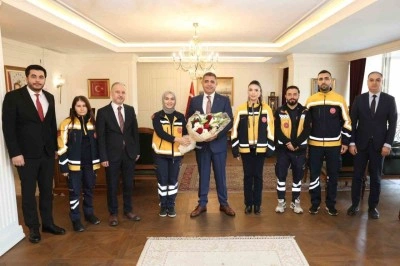 Vali Aslan acil sağlık çalışanları ağırladı