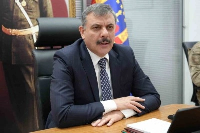 Vali &Ccedil;ift&ccedil;i; "Erzurum&rsquo;da sokak hayvanları sorunu kalmayacak "