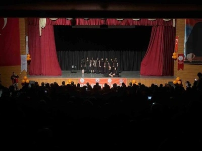 Vali Kızılkaya, "Kadın, ailenin temel direği, toplumun vicdanı ve geleceğin mimarıdır"