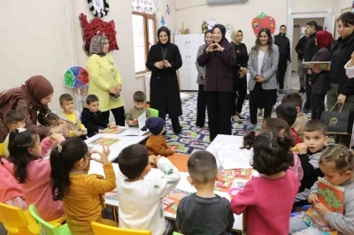 Vali Kızılkaya’nın eşi, şehit ailesi, koruyucu aile ve kadın üreticilerle bir araya geldi