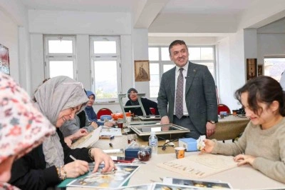 Vali S&ouml;zer "Halk eğitimi faaliyetleri toplumsal kalkınmaya da &ouml;nemli katkılar sunuyor"