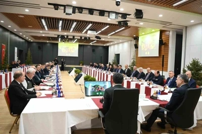 Vali S&ouml;zer, Orman Yangınları Koordinasyon Toplantısına katıldı