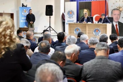 Vali Toros, Akdeniz&rsquo;de muhtarların taleplerini dinledi