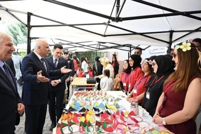 Vali Zorluoğlu &Ccedil;ermik kitap fuarını ziyaret etti