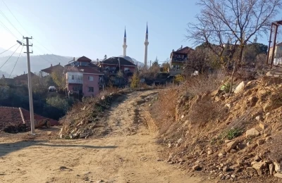 Valilik yaptı, belediye bozdu