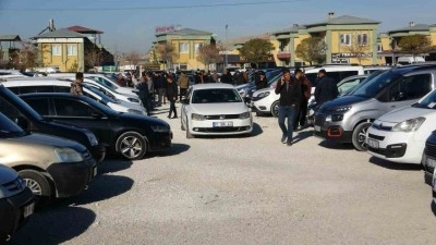 Van a&ccedil;ık oto pazarında fiyatlar T&uuml;rkiye ortalamasının &uuml;zerinde