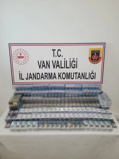Van Başkale’de Jandarmadan Kaçak Sigara Operasyonu: 1.314 Paket Ele Geçirildi