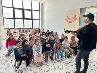 Van&rsquo;da Miniklere Sanat Dokunuşu