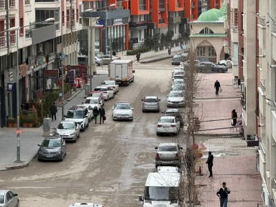 Van Tuşba&rsquo;da 5.2 B&uuml;y&uuml;kl&uuml;ğ&uuml;nde Deprem