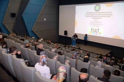 Velilere yönelik eğitim semineri düzenlendi