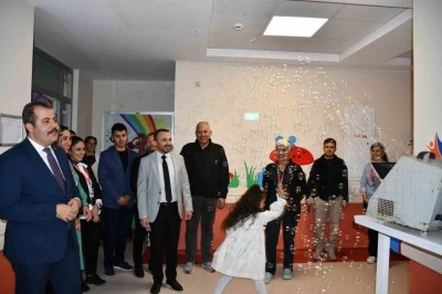 Vezirk&ouml;pr&uuml; Devlet Hastanesi&rsquo;nde &ccedil;ocuklara moral etkinliği