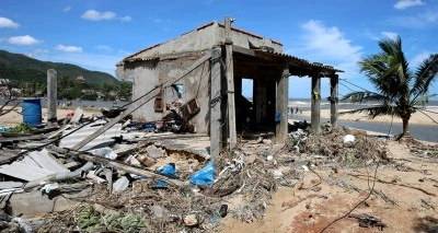 Vietnam'ı vuran Kalmaegi Tayfunu'nda 5 kişi hayatını kaybetti