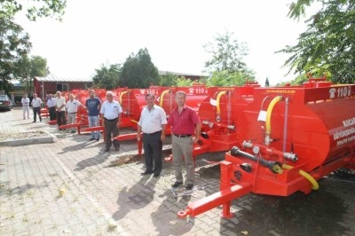 24 kırsal mahalleye su tankerleri dağıtıldı
