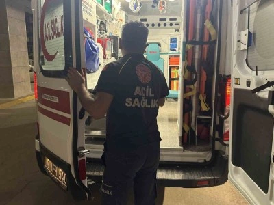 Yanlışlıkla fare zehri içen çocuk hayatta kalma savaşı veriyor