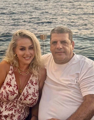 Yeliz Yeşilmen: "&Uuml;nl&uuml;lere y&ouml;nelik yapılan uyuşturucu operasyonunda adı ge&ccedil;en ben değilim"
